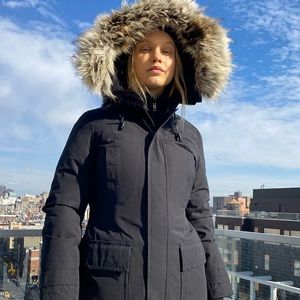 TNA Aritzia Bancroft Vegan Parka